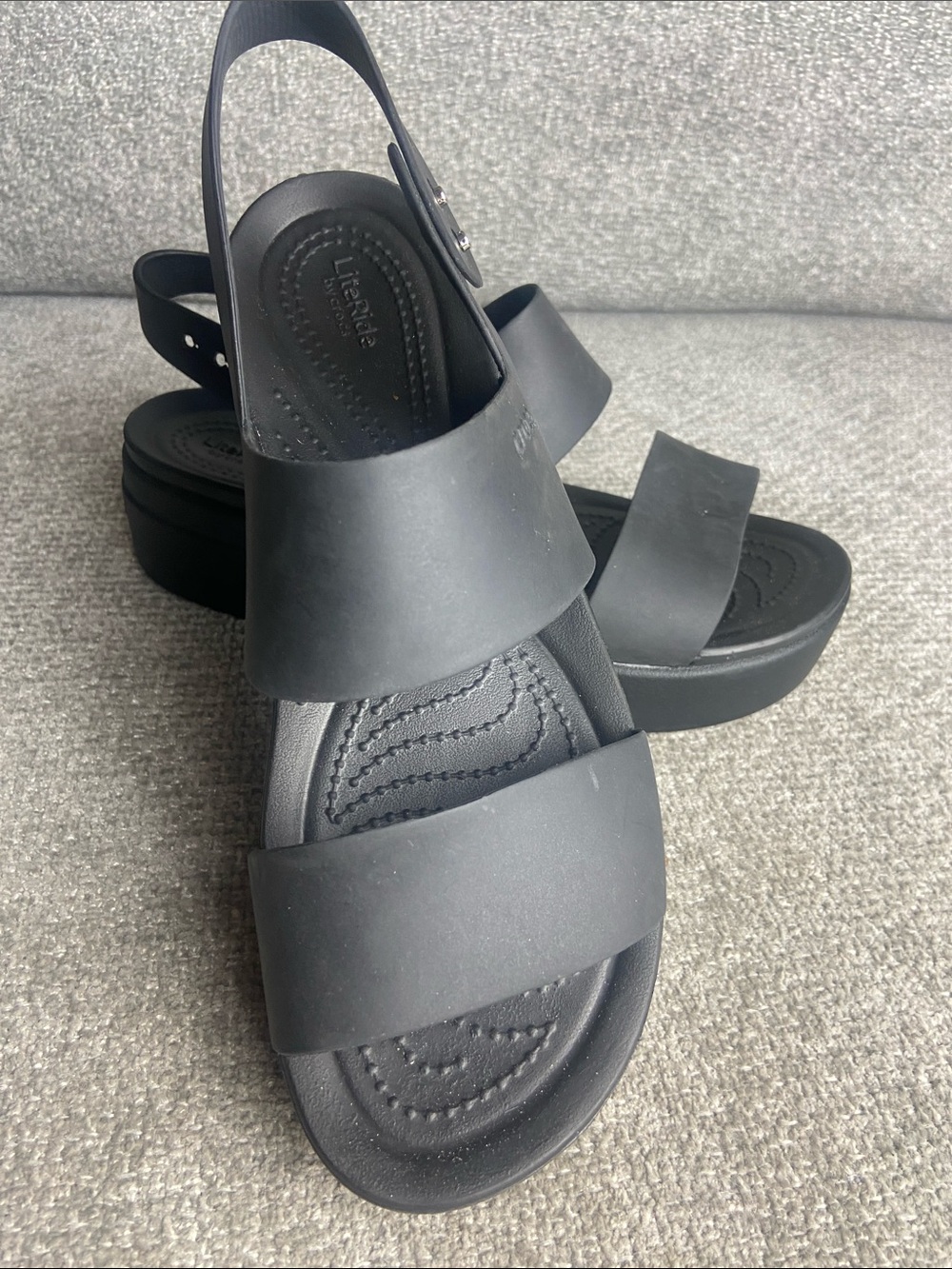 CROCS Black Women's Platform Slingback Sandals size 9 W